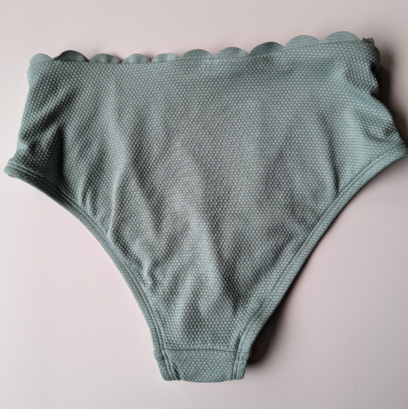 Kona Sol Swim Bottom size S High Waisted scalloped edge - Picture 2 of 4